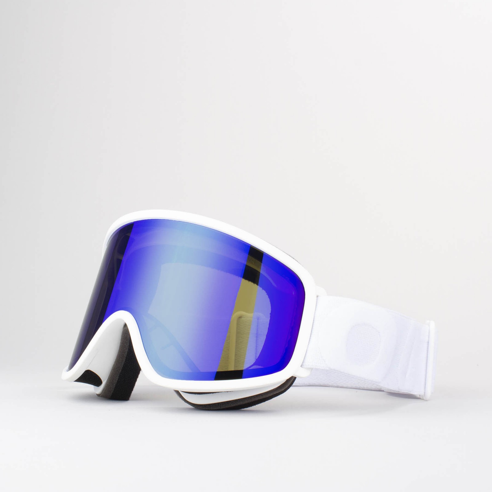 Flat White Blue MCI goggle 