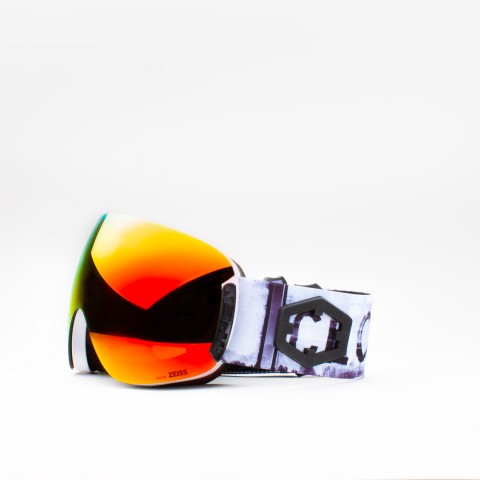 Open Closed snow goggle with Red MCI lens and Storm bonus lens