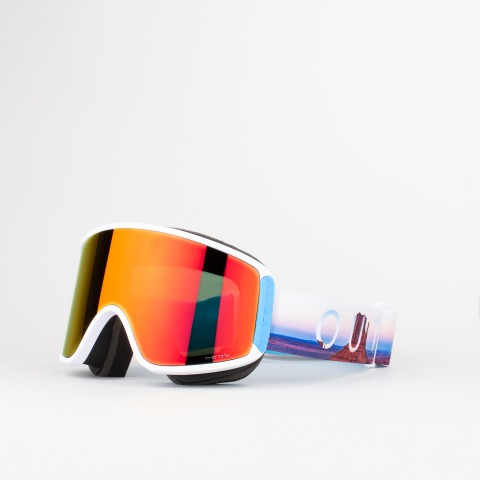 Shift Roadtrip snow goggle with The One Fuoco lens