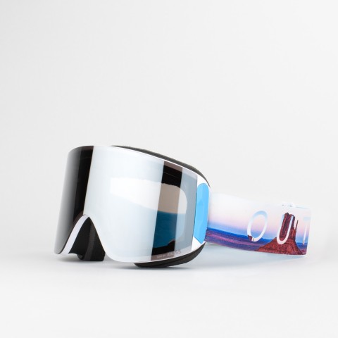 Katana Roadtrip snow goggle with Silver lens and Storm bonus lens