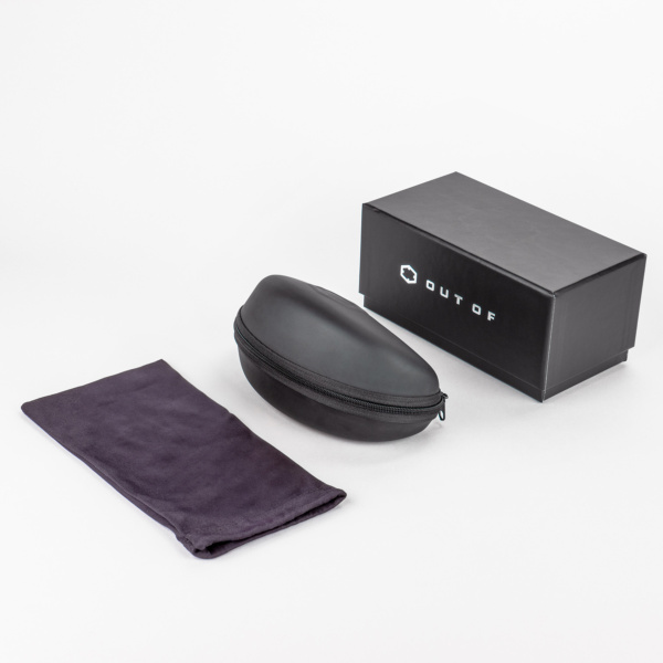 Bot 2 sunglasses box, case and bag