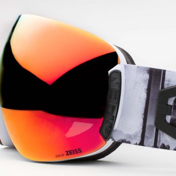 Open Ski Goggles Red MCI Lens closed Color